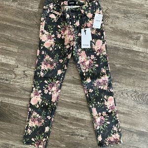 NWT- Hudson Dixie Ankle Crop size 10